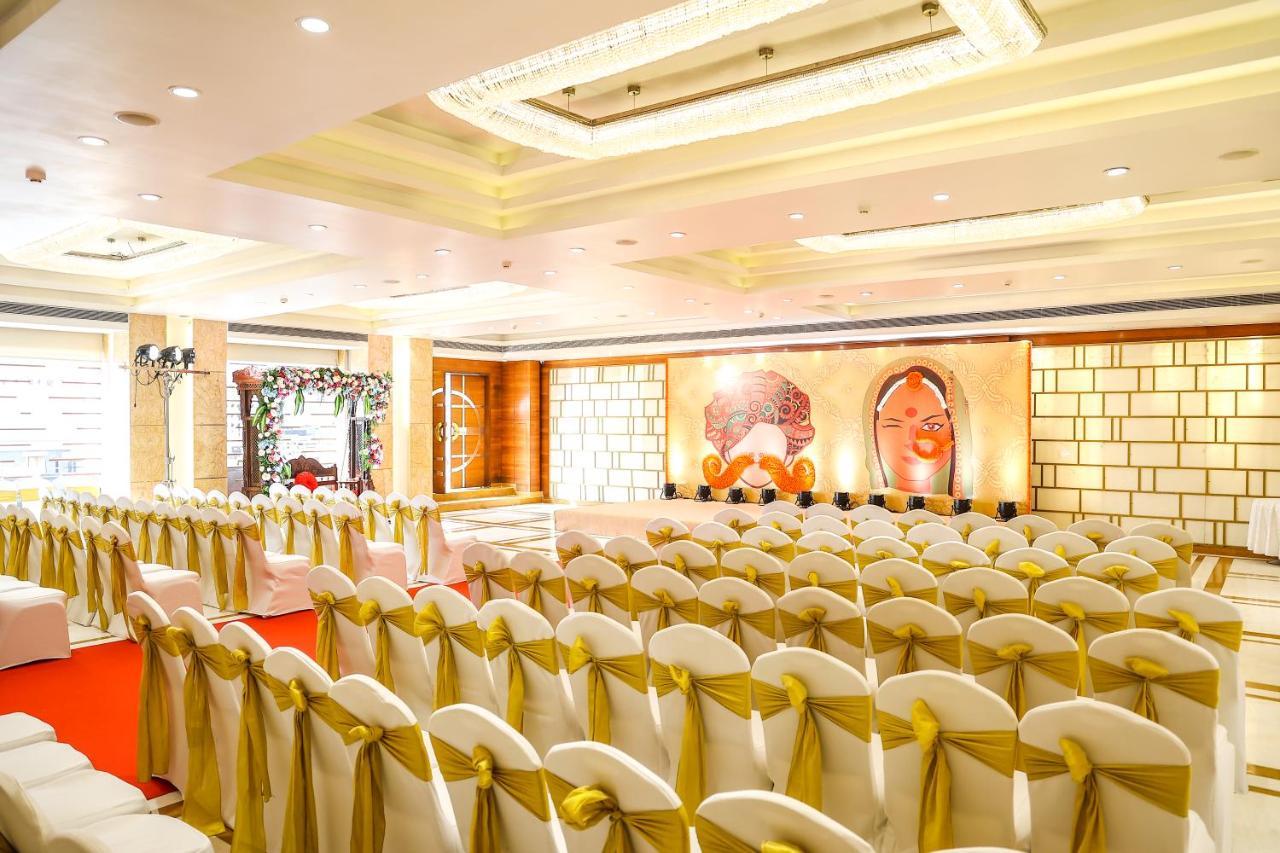 Krishna Palace Hotel Bombay